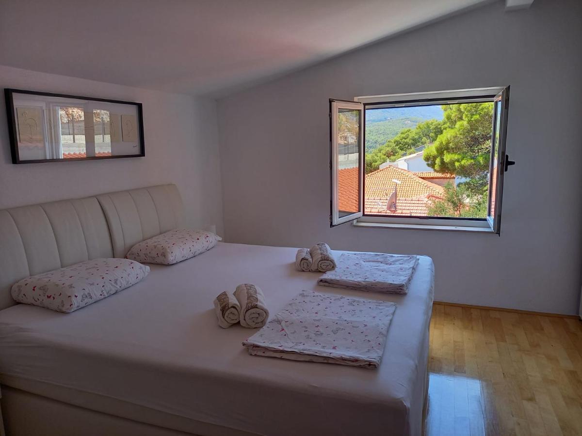 Apartment Marina Sa Parkingom Jelsa (Hvar)