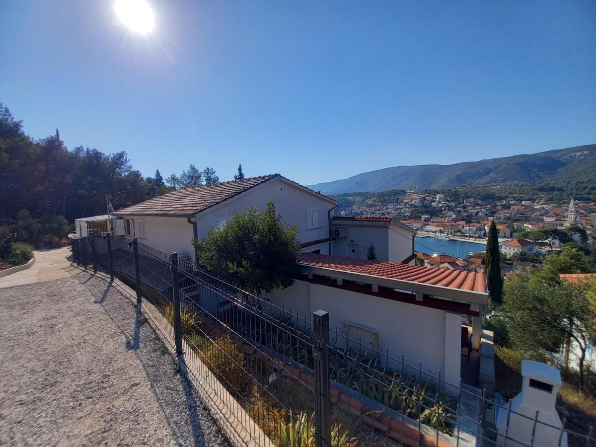 Apartment Marina Sa Parkingom Jelsa (Hvar)
