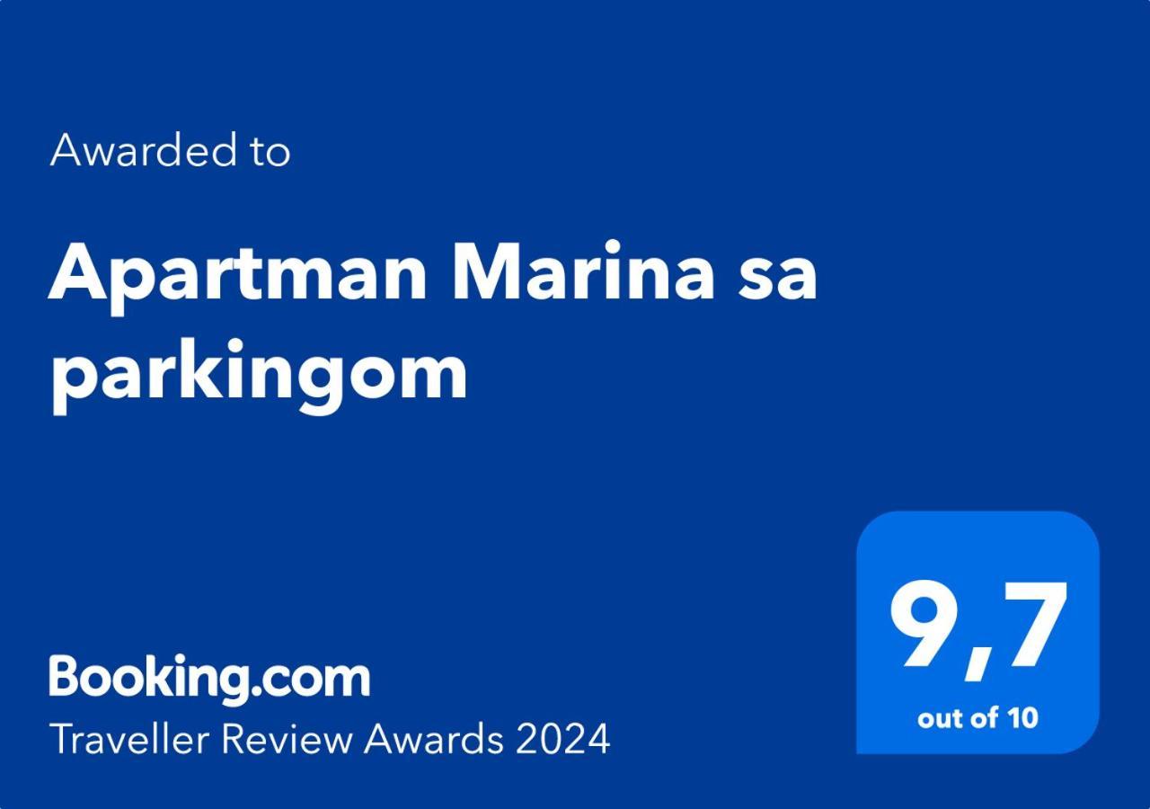 Marina Sa Parkingom Jelsa (Hvar)